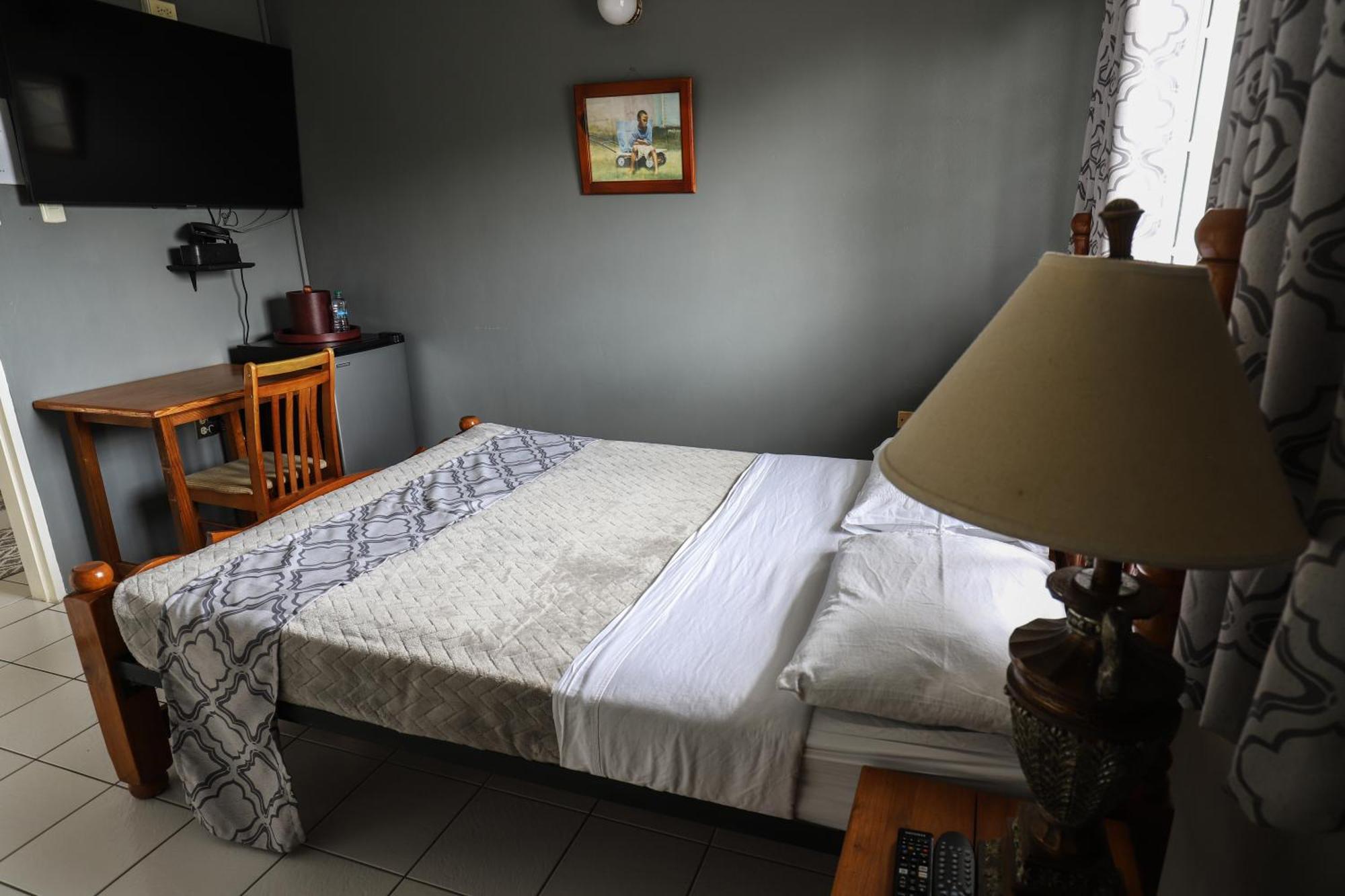 Airport Inn Piarco Exterior photo