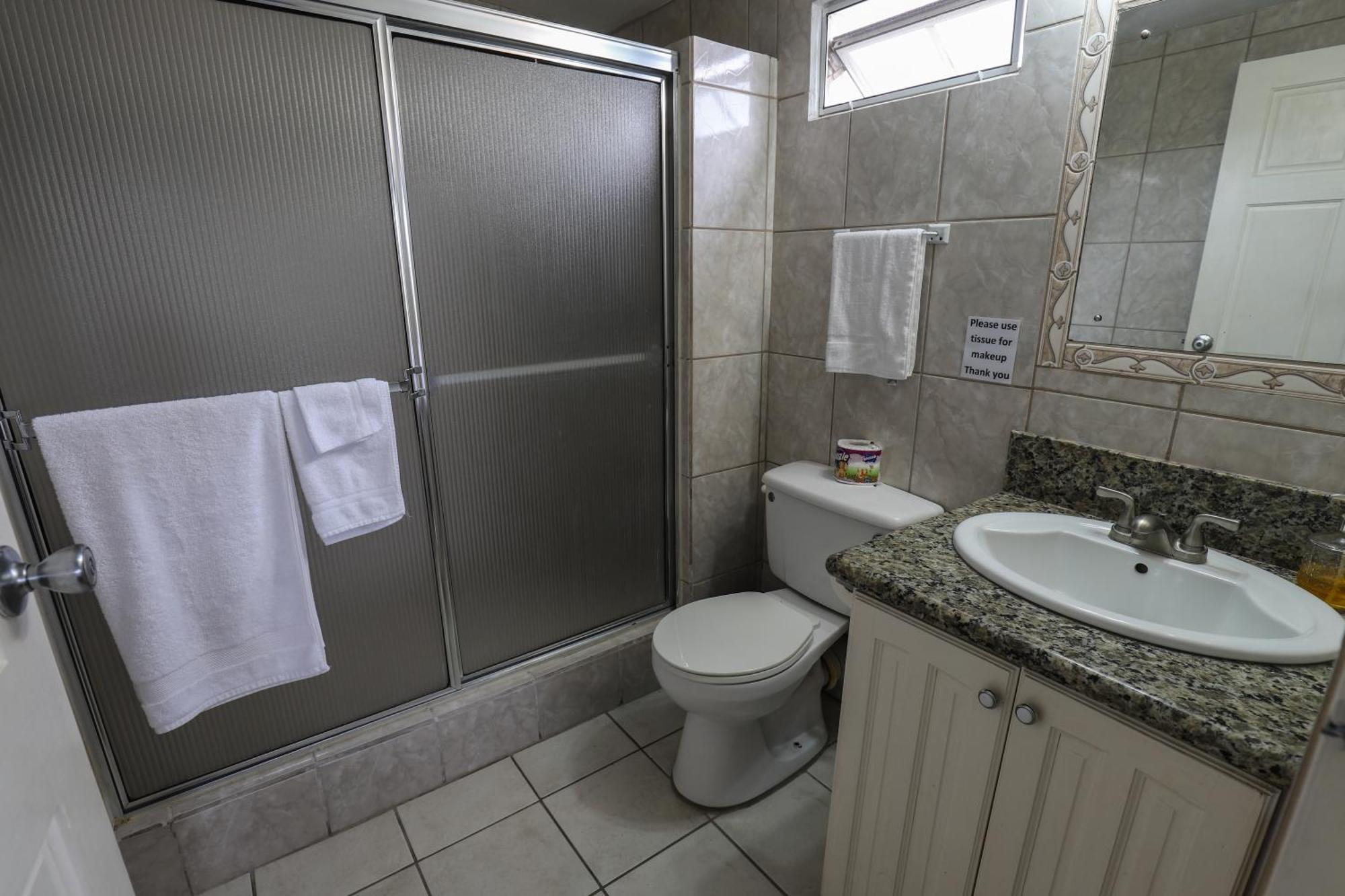 Airport Inn Piarco Exterior photo