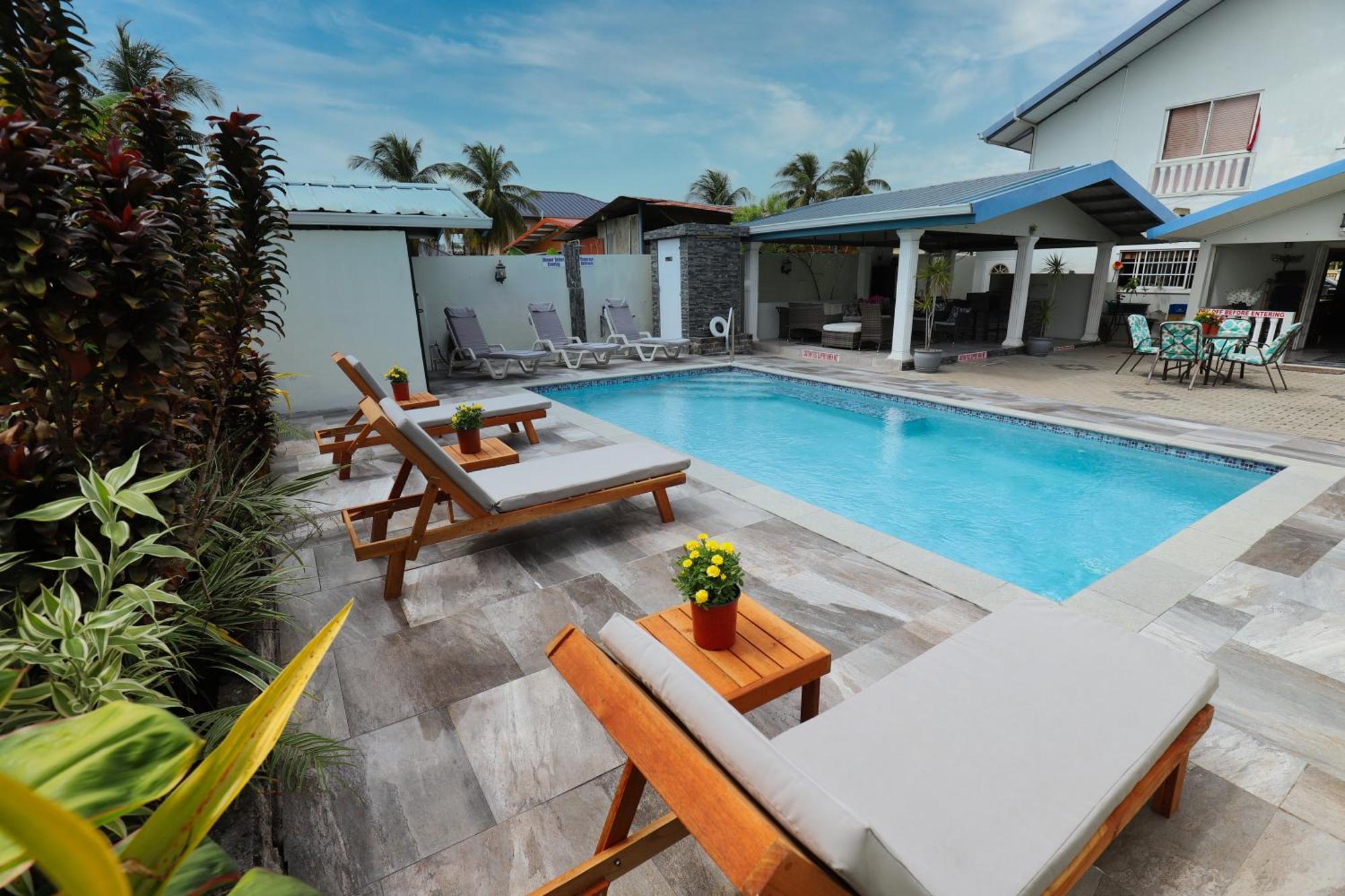 Airport Inn Piarco Exterior photo